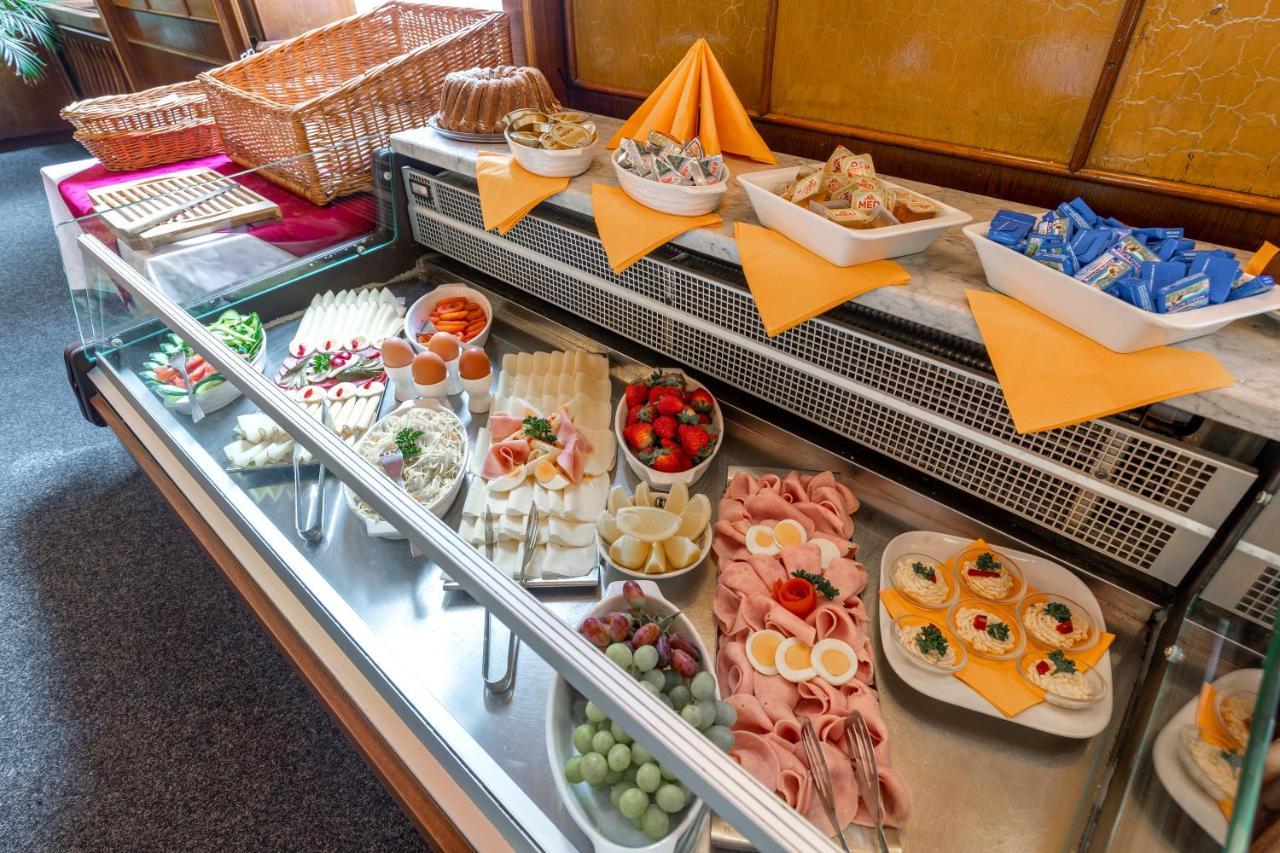 Hotel Slovan Plzeň Eksteriør bilde