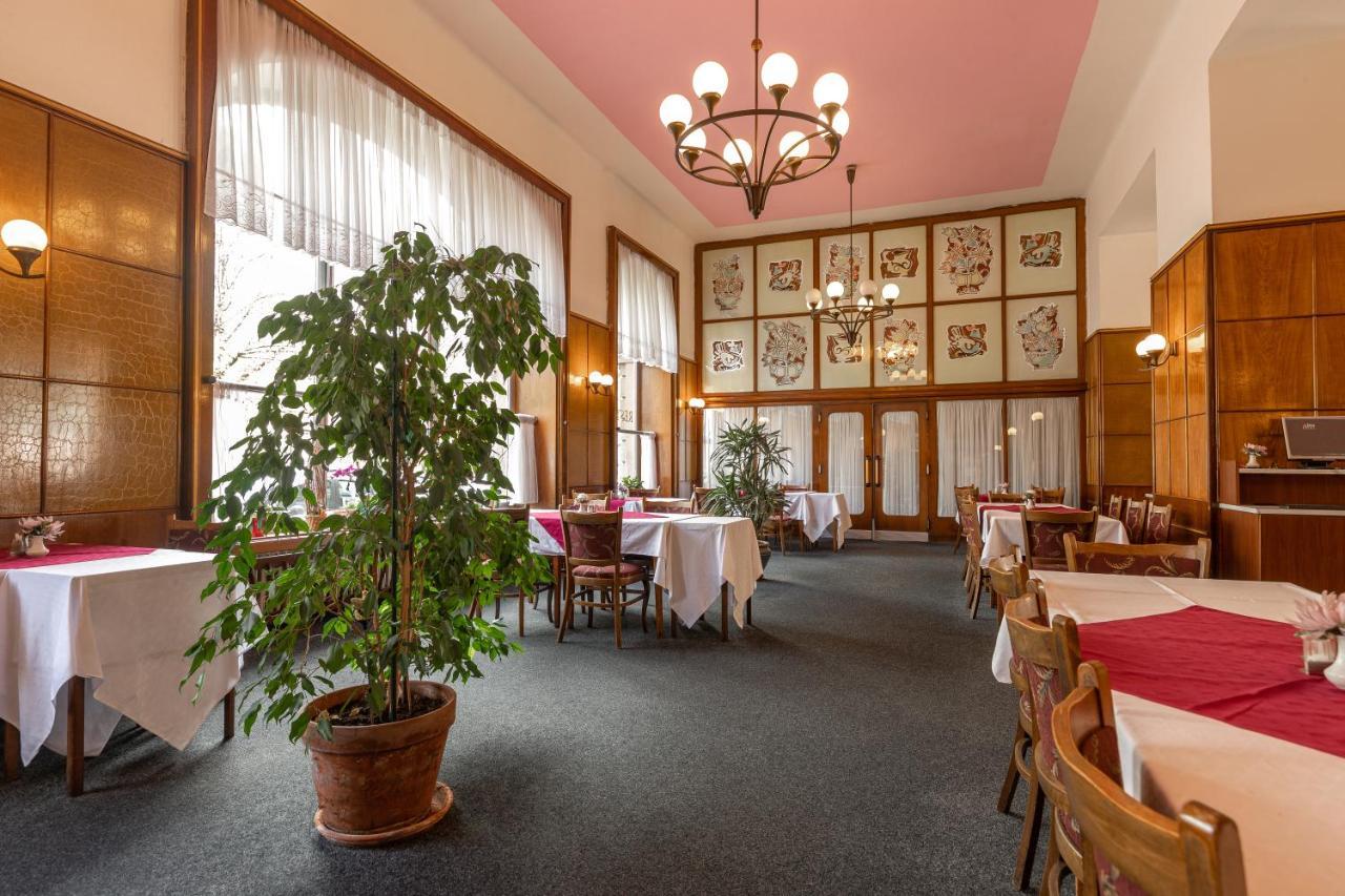 Hotel Slovan Plzeň Eksteriør bilde